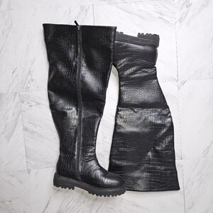Fashion to fogure Malia Over-The-Knee Crocodile Texture Boots